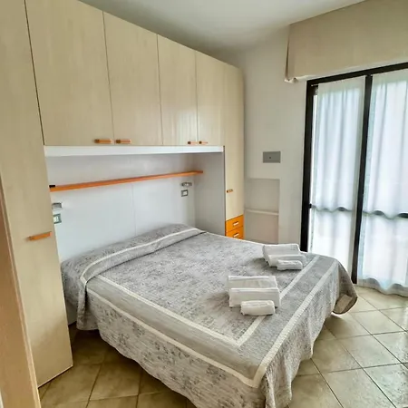 מלון דירות Le Rose & Bici House קאטוליקה
