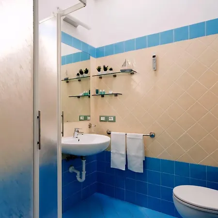 Le Rose & Bici House