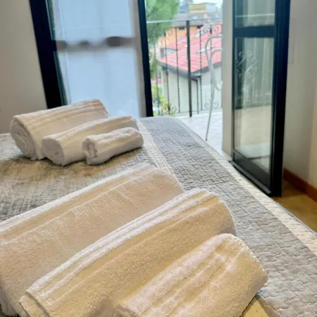 Le Rose & Bici House Aparthotel 4*