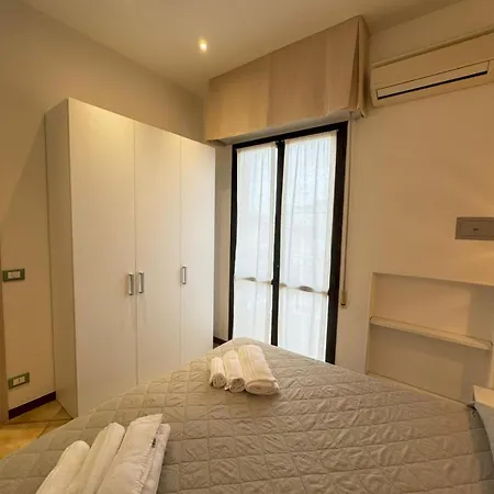 Hotel apartamentowy Le Rose & Bici House Cattolica