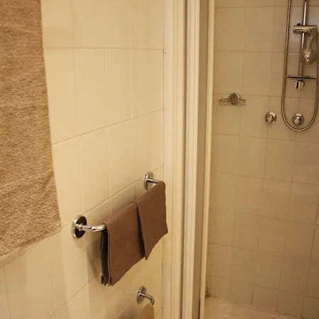 Aparthotel Le Rose & Bici House