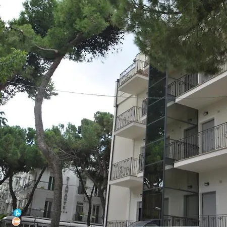 Le Rose & Bici House 4*